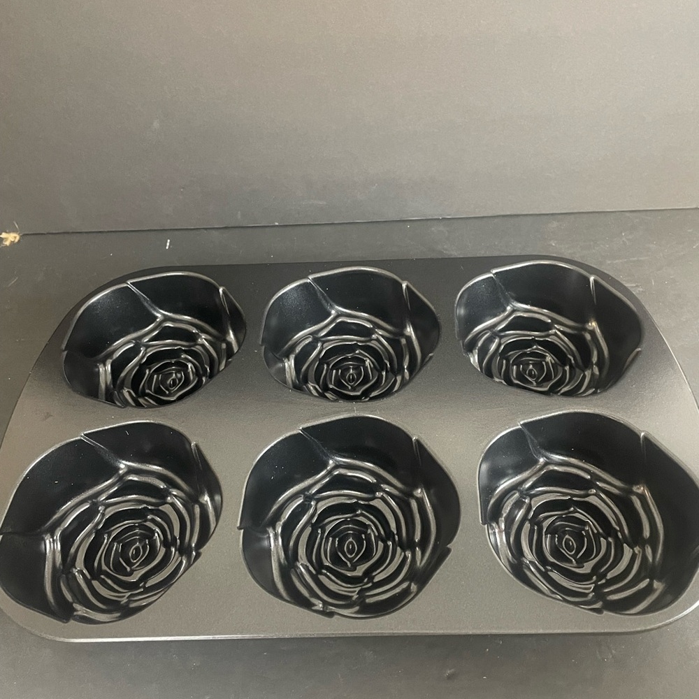 Nordicware Black Rose Baking Mold